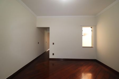 Casa para alugar com 255m², 3 quartos e 3 vagasCopa