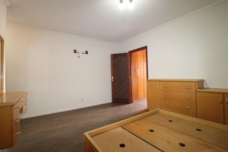 Casa para alugar com 255m², 3 quartos e 3 vagasQuarto 1 suíte