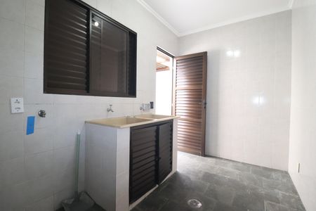 Casa para alugar com 255m², 3 quartos e 3 vagasÁrea de Serviço