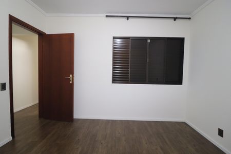 Casa para alugar com 255m², 3 quartos e 3 vagasQuarto 3