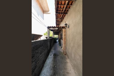 Casa à venda com 102m², 3 quartos e 4 vagasCorredor