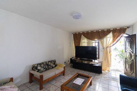 Sala de casa à venda com 3 quartos, 102m² em Limoeiro, São Paulo