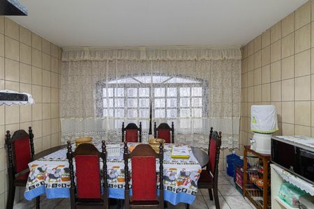 Casa à venda com 102m², 3 quartos e 4 vagasCozinha 