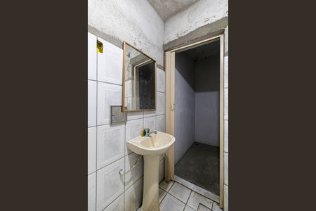 Casa à venda com 102m², 3 quartos e 4 vagasBanheiro de Serviço
