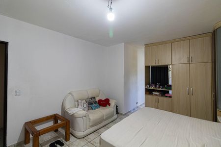 Casa à venda com 102m², 3 quartos e 4 vagasSuíte 
