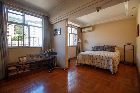 Apartamento à venda com 163m², 3 quartos e 1 vagaQuarto 1