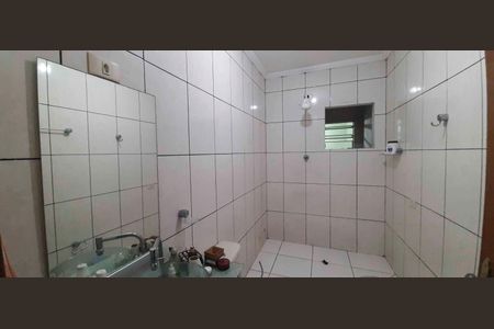 Casa para alugar com 150m², 4 quartos e sem vagaBanheiro da Suíte 1