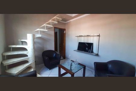 Sala de TV de casa para alugar com 4 quartos, 150m² em Conceicao, Osasco