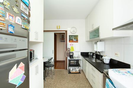 Apartamento à venda com 101m², 3 quartos e 2 vagasCOZINHA