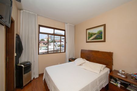 Apartamento à venda com 101m², 3 quartos e 2 vagasQUARTO3