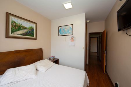 Apartamento à venda com 101m², 3 quartos e 2 vagasQUARTO3