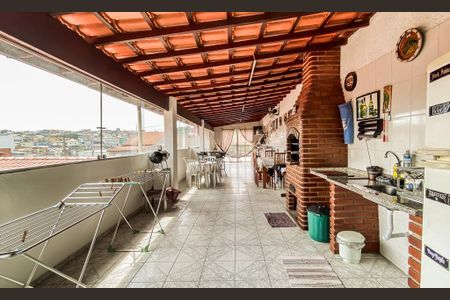 Casa à venda com 181m², 2 quartos e 2 vagasÁrea comum