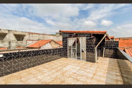Casa à venda com 181m², 2 quartos e 2 vagasVaranda