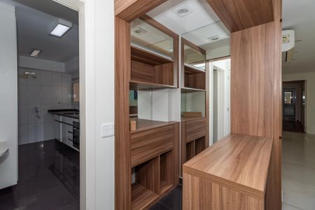 Sala de apartamento para alugar com 3 quartos, 168m² em Barra Funda, São Paulo