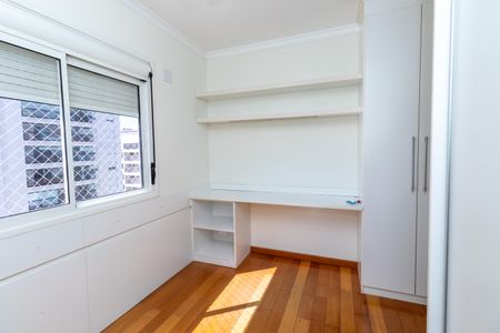 Apartamento para alugar com 168m², 3 quartos e 2 vagasQuarto 2