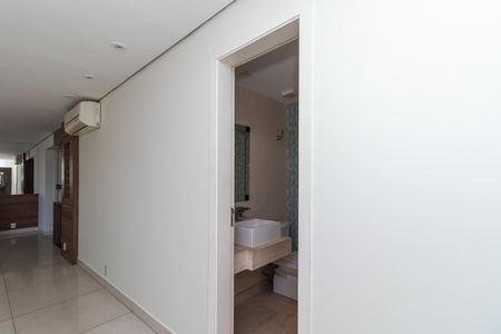 Apartamento para alugar com 168m², 3 quartos e 2 vagasLavabo