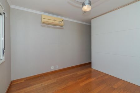 Apartamento para alugar com 168m², 3 quartos e 2 vagasSuíte