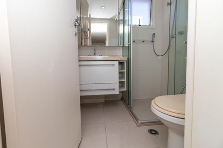 Apartamento para alugar com 168m², 3 quartos e 2 vagasBanheiro