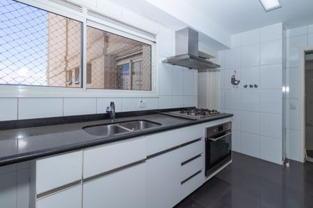 Apartamento para alugar com 168m², 3 quartos e 2 vagasCozinha