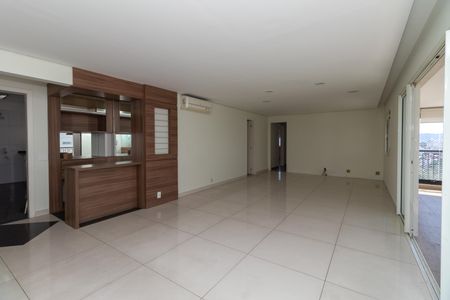 Apartamento para alugar com 168m², 3 quartos e 2 vagasSala