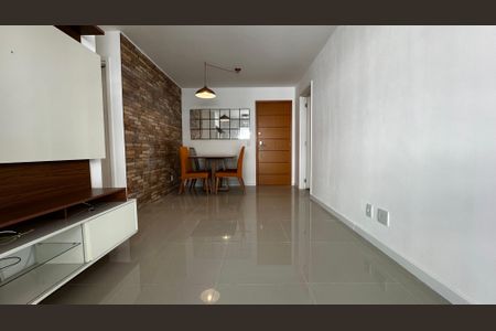Sala de apartamento à venda com 2 quartos, 67m² em Vargem Pequena, Rio de Janeiro