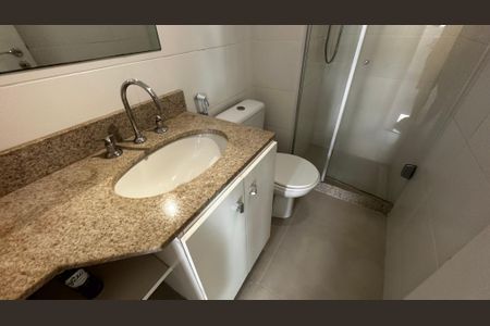 Apartamento à venda com 67m², 2 quartos e 1 vagaBanheiro