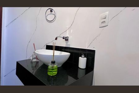 Apartamento à venda com 127m², 4 quartos e 2 vagasbanho