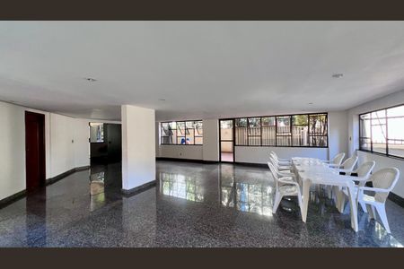 Apartamento à venda com 127m², 4 quartos e 2 vagasÁrea comum - Salão de festas