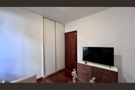 Apartamento à venda com 127m², 4 quartos e 2 vagasquarto 