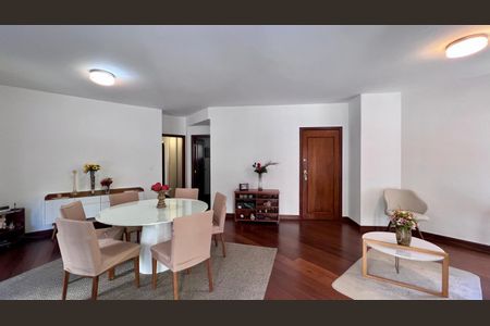 Apartamento à venda com 127m², 4 quartos e 2 vagassala 