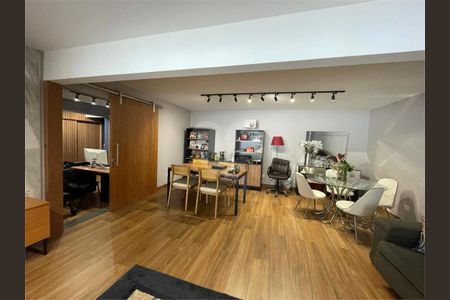 Casa à venda com 3 quartos, 200m² em Jardim Lar Sao Paulo, São Paulo