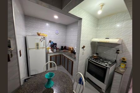Cozinha de casa para alugar com 2 quartos, 260m² em Taquara, Rio de Janeiro
