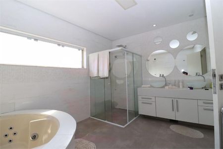 Casa à venda com 450m², 4 quartos e 5 vagas