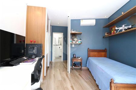 Casa à venda com 450m², 4 quartos e 5 vagas