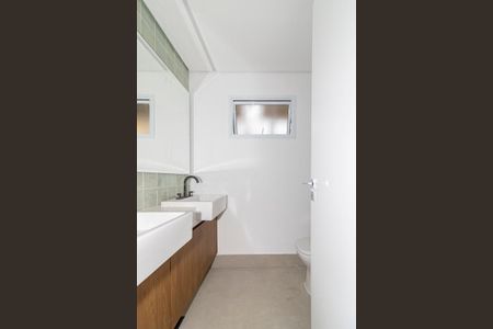 Apartamento à venda com 82m², 2 quartos e 2 vagasBanheiro da Suíte