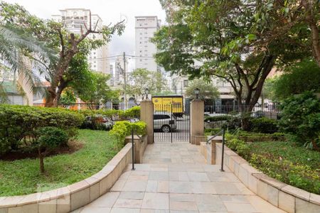 Apartamento à venda com 82m², 2 quartos e 2 vagasEntrada