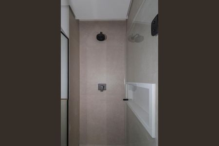 Apartamento à venda com 82m², 2 quartos e 2 vagasBanheiro da Suíte