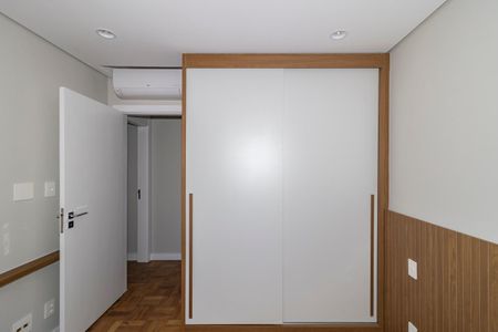 Apartamento à venda com 82m², 2 quartos e 2 vagasQuarto 2