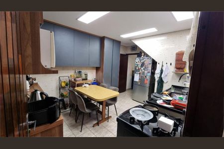 Casa à venda com 2 quartos, 140m² em Vila Santa Catarina, São Paulo