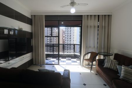 Sala de apartamento para alugar com 3 quartos, 105m² em Barra Funda, Guarujá