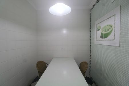 Apartamento para alugar com 105m², 3 quartos e 2 vagasCozinha