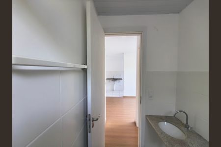 Apartamento à venda com 48m², 2 quartos e 1 vagaBanheiro Social