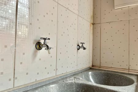 Casa à venda com 170m², 2 quartos e 2 vagas Casa à venda com 170m², 2 quartos e 2 vagasÁrea de Serviço