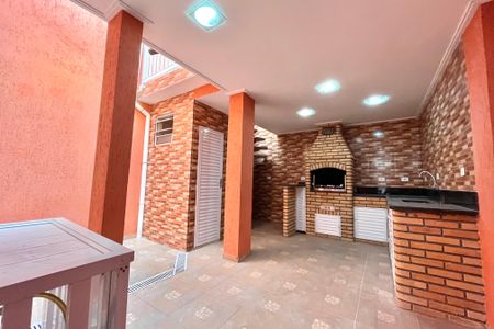 Casa à venda com 170m², 2 quartos e 2 vagas Casa à venda com 170m², 2 quartos e 2 vagasÁrea comum - Churrasqueira