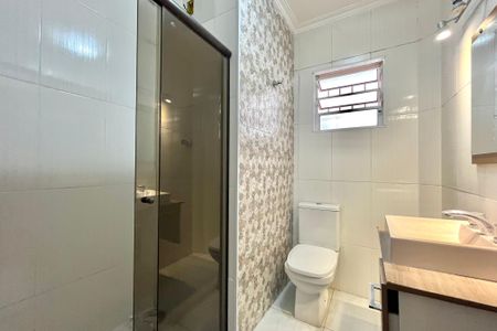 Casa à venda com 170m², 2 quartos e 2 vagas Casa à venda com 170m², 2 quartos e 2 vagasBanheiro Corredor