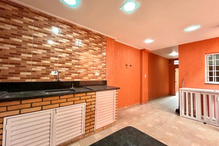 Casa à venda com 170m², 2 quartos e 2 vagas Casa à venda com 170m², 2 quartos e 2 vagasÁrea comum - Churrasqueira