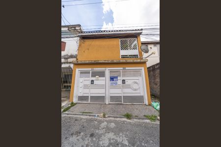 Casa à venda com 128m², 3 quartos e 3 vagasFachada
