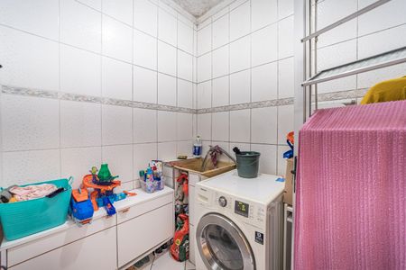 Casa à venda com 128m², 3 quartos e 3 vagasÁrea de Serviço