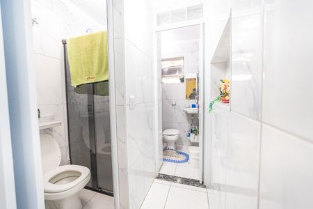 Casa à venda com 128m², 3 quartos e 3 vagasBanheiro 2