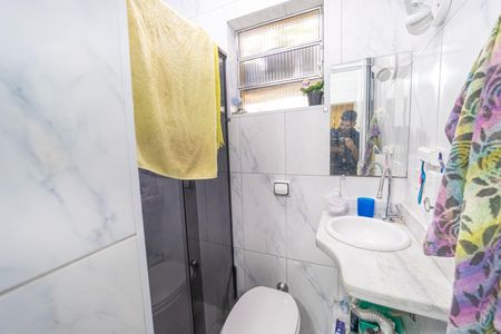 Casa à venda com 128m², 3 quartos e 3 vagasBanheiro 2